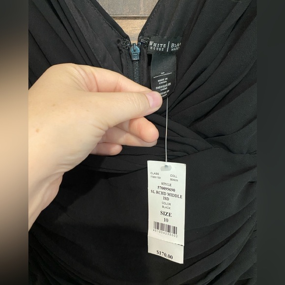 Beautiful V neck instantly slimming ruched little black dress NWT - Picture 12 of 12